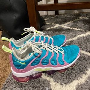 Brand New Vapor Max Airs 2020